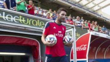 Presentación de Bogdan Milic.