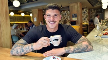 Ander Capa posando para AS en Bilbao.