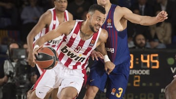 Nigel Williams-Goss, durante su etapa con el Olympiacos, contra el Barcelona en la Euroliga.