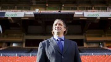 Pizzi busca a un español como preparador de arqueros