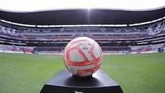      Official ball Voit Tracer 1922 during the game Cruz Azul vs Puebla, corresponding Round 04 the Torneo Apertura 2022 of the Liga BBVA MX at Azteca Stadium, on July 23, 2022.

<br><br>

Balon Oficial Voit Tracer 1922 durante el partido Cruz Azul vs Puebla, correspondiente a la Jornada 04 del Torneo Apertura 2022 de la Liga BBVA MX en el Estadio Azteca, el 23 de julio de 2022.