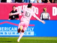 El capitán de Inter Miami, Lionel Messi, lidera la lista del Equipo de la Jornada 8 en la MLS por su actuación ante Colorado Rapids. Ron Chenoy-Imagn Images