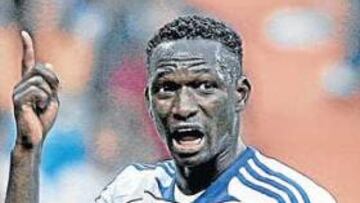 <b>DIARRA 'ESPAÑOL'. </b>Este montaje demuestra dónde irá la bandera de España en la camiseta blanca.