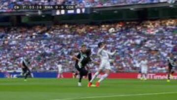 El Madrid reclamó un penalti de Crespo a Cristiano en el 6'