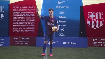 Las mejores imágenes de la presentación de Coutinho