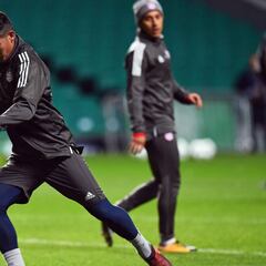 James entrena en día de descanso del Bayern Múnich