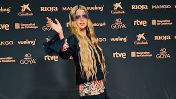 Macarena Gómez posa en la alfombra roja de la 40º edición de los Premios Goya.