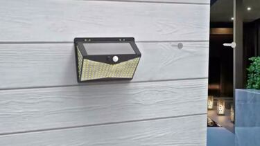 Luz LED y detector de movimiento: así es el paquete de luz solar para jardín con un 67% de descuento