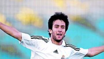 <b>EN LA AGENDA. </b>Bueno es una de las alternativas que maneja el Deportivo para la mediapunta.