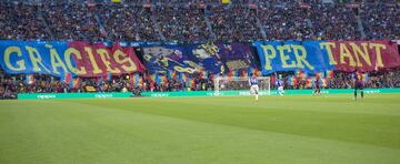 Andrés Iniesta tribute on final appearance for Barcelona.