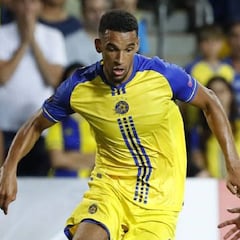 El Sporting negocia el fichaje del delantero inglés Blackman