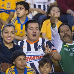 Final Regia: Largas filas en el BBVA para comprar boletos