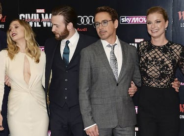 El escote de Elizabeth Olsen pudo con el Capitán América