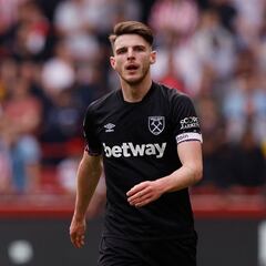 Declan Rice to join Arsenal: what are the most expensive signings in the history of the Premier League?