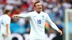 Rooney's England return is "completely wrong" - Shilton