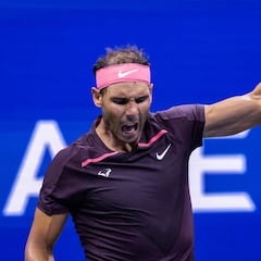 Ruthless Nadal hands Gasquet mugging to reach fourth round