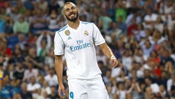 Benzema, durante un partido de Liga con el Real Madrid.