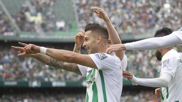 Sergio León celebra su tanto.