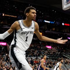 Wembanyama falla el trío ante Wizards