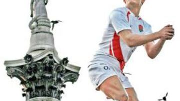 <b>NELSON Y A LA DERECHA, WILKINSON. </b>En Trafalgar Square han colocado una estatua de Wilkinson.