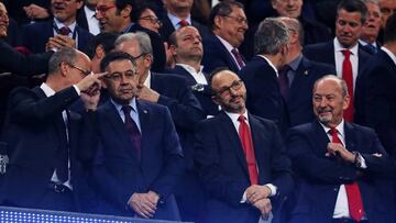 01/05/19 PARTIDO CHAMPIONS LEAGUE SEMIFINAL IDA
BARCELONA - LIVERPOOL
PALCO JOSE MARIA BARTOMEU PETER MOORE