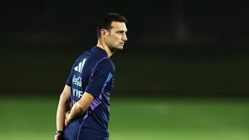 DOHA, QATAR - NOVEMBER 18: Lionel Scaloni, Head Coach of Argentina looks on during the Argentina Training Session at Qatar University training site 3 on November 18, 2022 in Doha, Qatar. (Photo by Tim Nwachukwu/Getty Images)