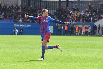 La mediocentro balear anotó un gran gol ya empezada la segunda mitad del encuentro.