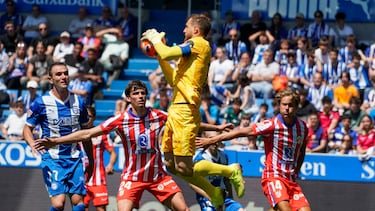 Parada de Oblak en Vitoria.