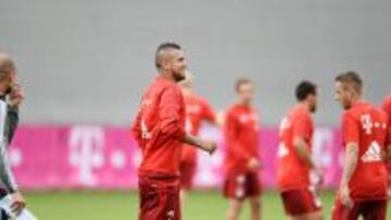 El volante nacional ha sido ampliamente elogiado por sus nuevos compañeros.