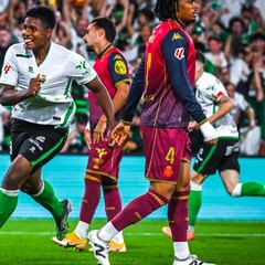 Jeremy seduce a Beccacece