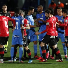 Mucha intensidad y poco acierto en el empate del Torres