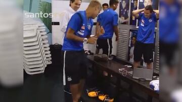 El brasileño regresará al club que lo puso a debutar como profesional y las redes empiezan a hacer virales sus videos del pasado.