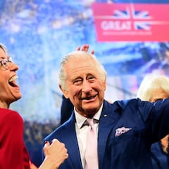 How is King Charles breaking tradition with his coronation?