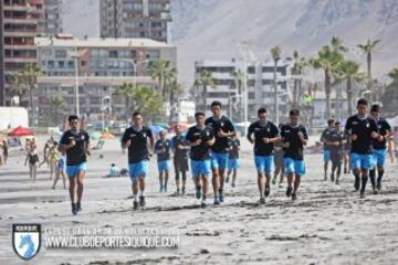 El plantel de Iquique trabaja en medio de los bañistas en la Primera Región.