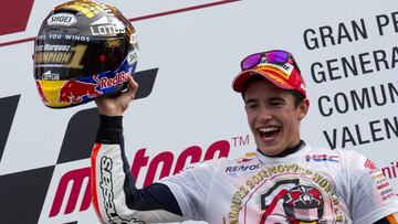 Márquez celebra su primer título de MotoGP en 2013.