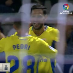 Viera y Pedri le dan a Las Palmas la primera victoria a domicilio