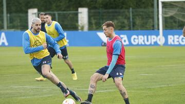 10/01/23  DEPORTIVO DE LA CORUÑA ENTRENAMIENTO 
isi Gomez granero