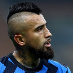 Vidal estalla por su cambio y Conte le responde: "Yo tomo las decisiones... Y ya"