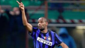 Maicon es prioridad absoluta para Mourinho