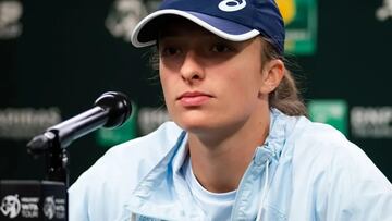 World No. 1 Iga Swiatek has revealed that there’s a lot of tension after the WTA chief executive’s comments regarding the Russian invasion of Ukraine.