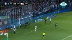 ¿La mejor atajada del año? Arias se lució ante el Morro García