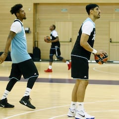 El Madrid inscribe a Ayón en la Liga y da de baja a Randolph