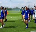 Alex Morgan se entrena con normalidad y apunta a España