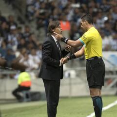 Salcido considera exagerada la sanción para Almeyda