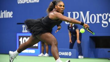 Serena jugó con tutú en medio de la polémica por su vestuario
