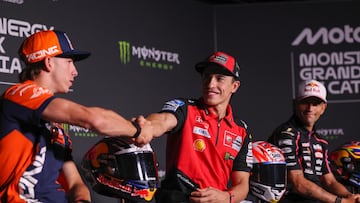 Acosta emocionó a Márquez y se dieron la mano