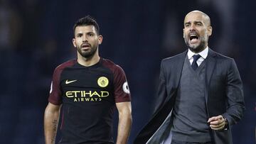 Guardiola cree que Agüero está al nivel de Messi dentro del área.