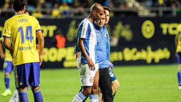 Naldo se retir&oacute; lesionado ante el C&aacute;diz.