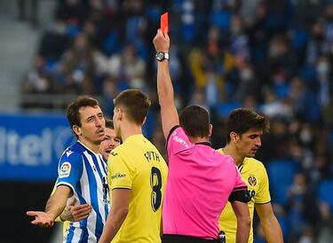 Gerard resucita al Villarreal y agrava la crisis de la Real