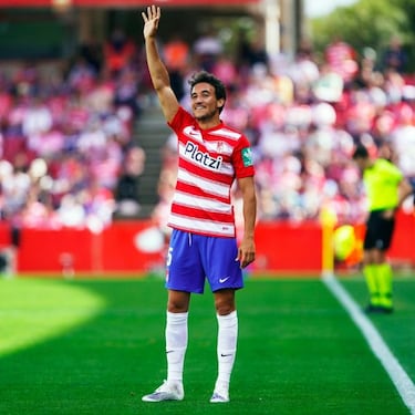 Aprobados y suspensos: El 'supersónico' Machís da una vida extra al Granada